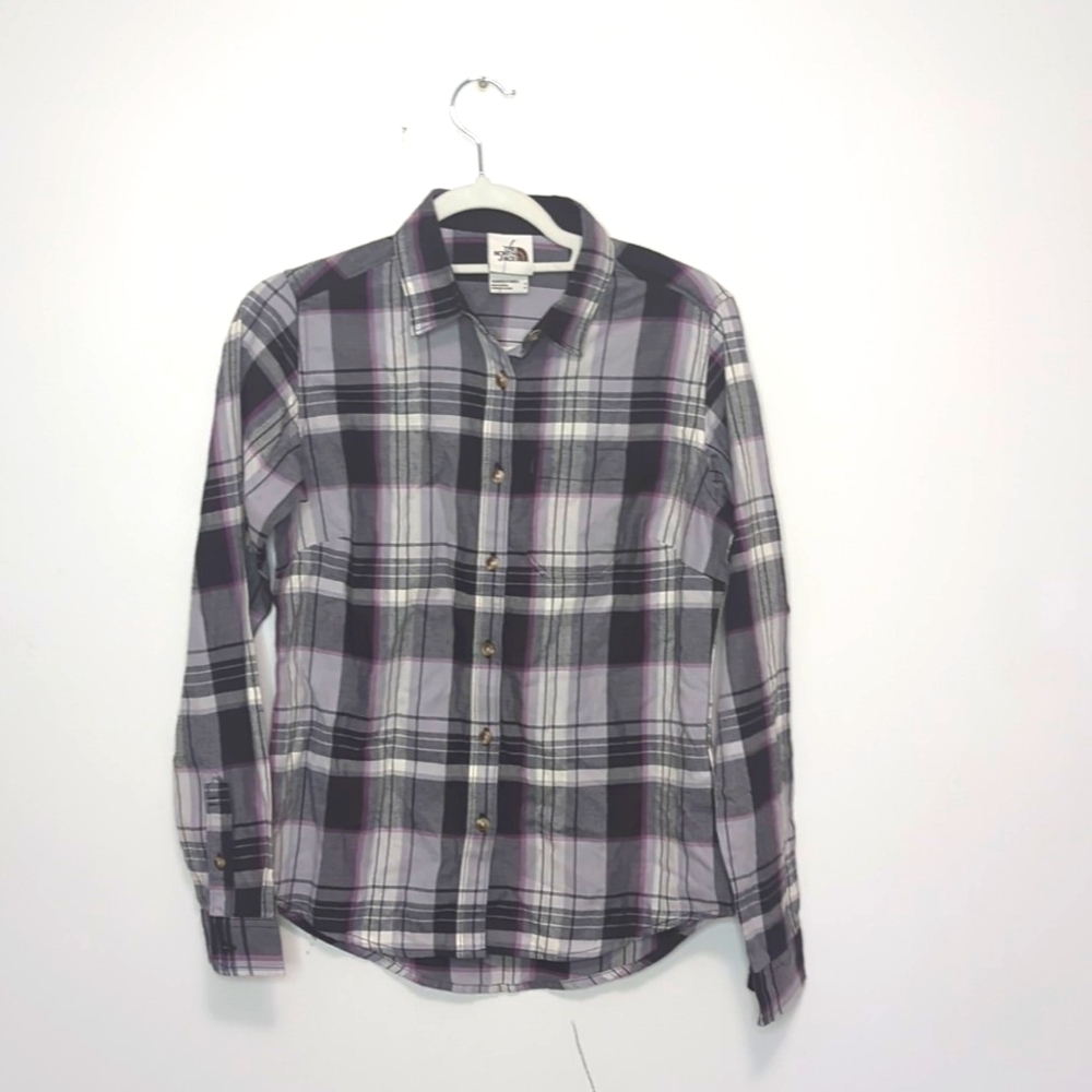 ✨NWOT Women's North face plaid shirt✨